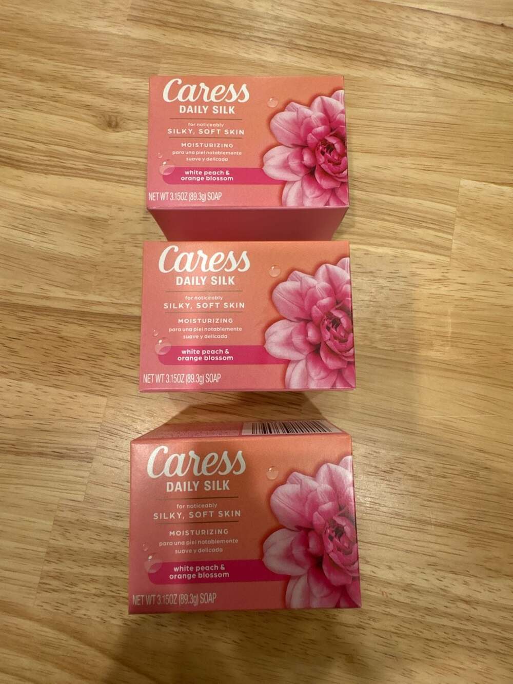 Caress Daily Silk Moisturizing Beauty Bar, White Peach & Orange Blossom, 3.15 oz